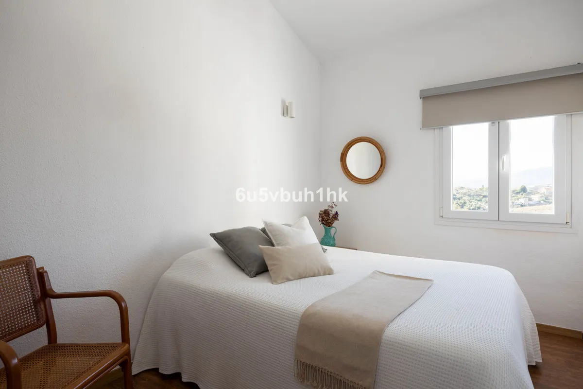 34031136-d49a-4813-831f-94f105eaab91