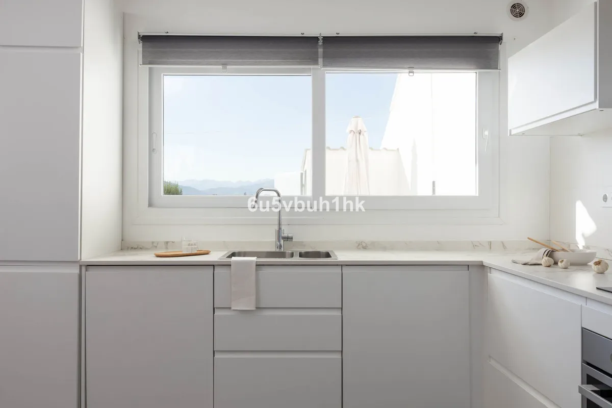 61a237fa-fc2c-4992-916f-f50069642c41