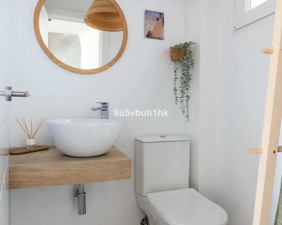 d8035409-7e6f-4ed0-bc1a-4a7dc2a5db84