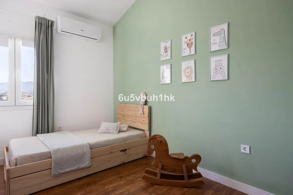 ffa0665a-929b-495c-8255-a903c57c4ba1