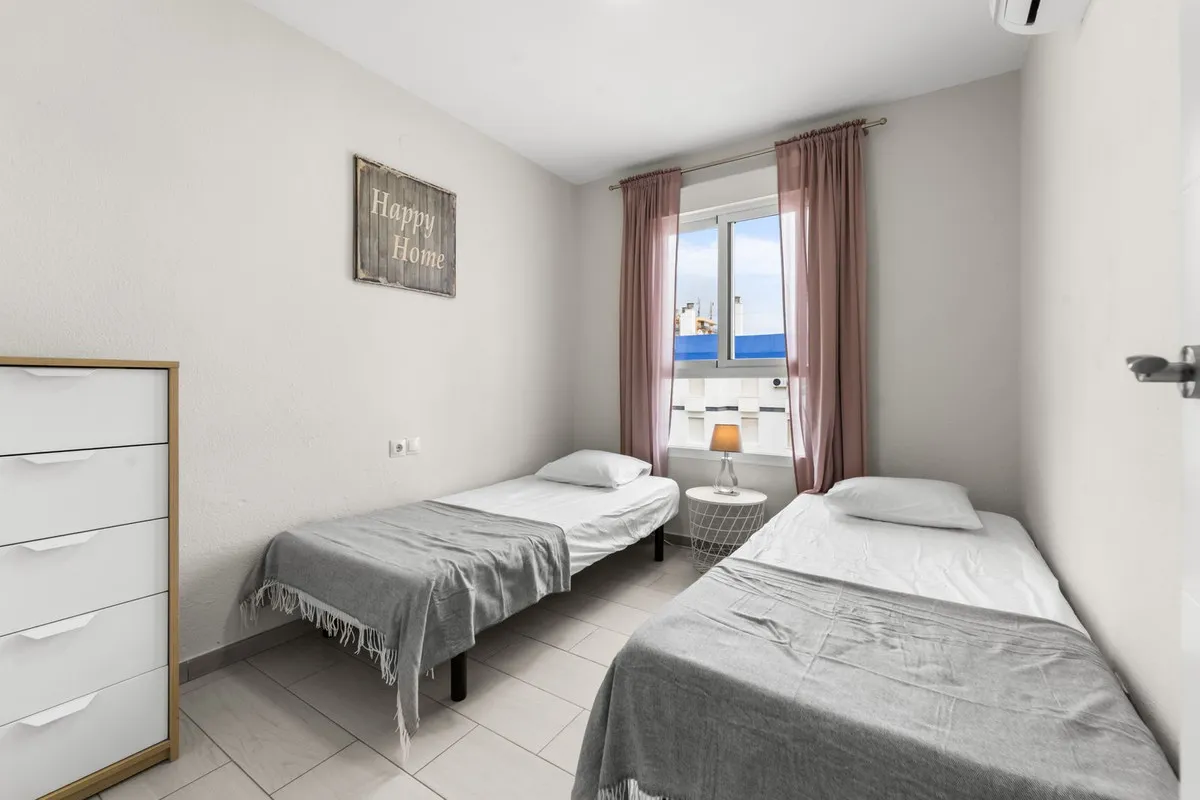 e6bcfe3a-b6ff-45b0-9d42-11513d5c77b1