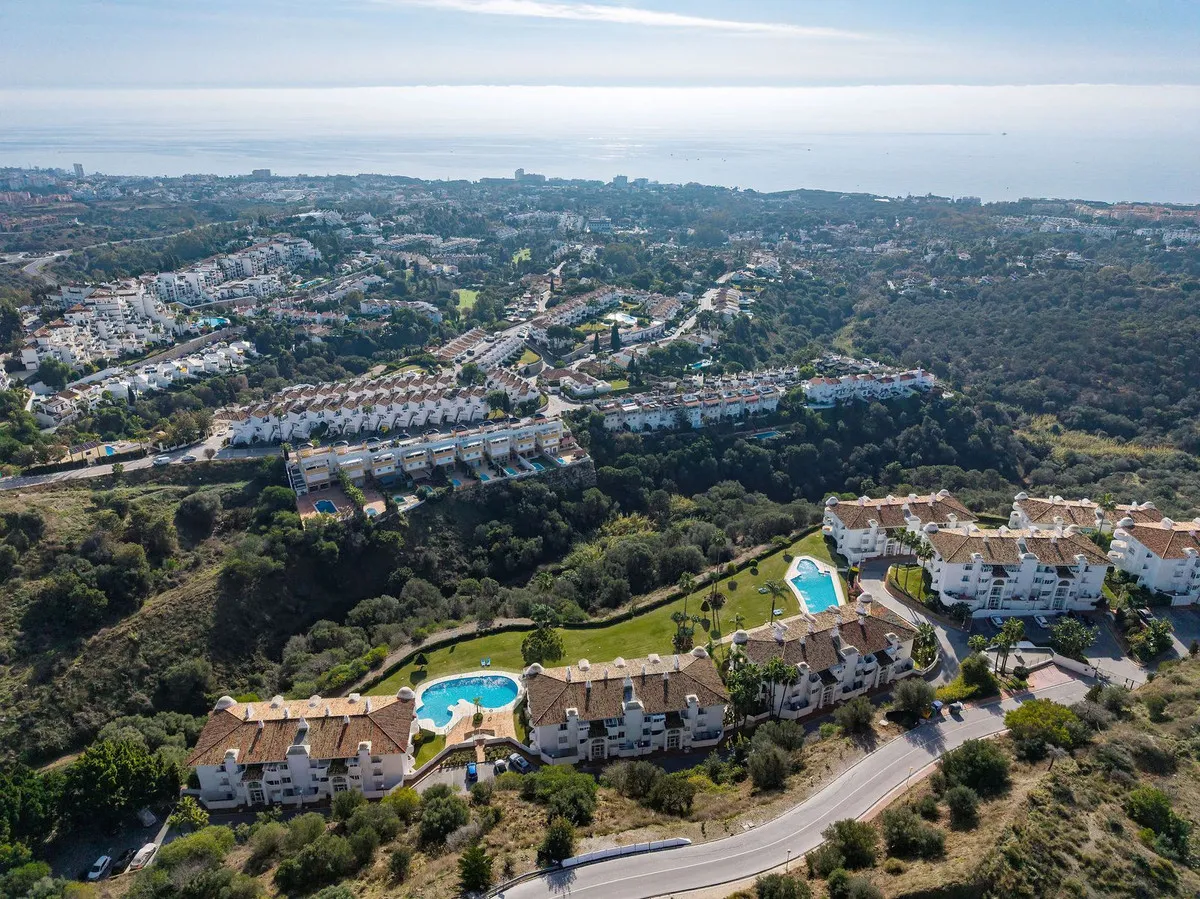 ba2627c9-6b9b-4d95-b606-989310a5e50c