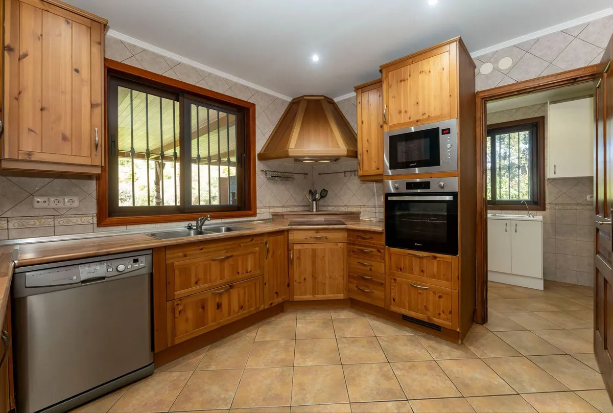 b9ca6c02-179a-4454-b237-af53c4a2b6ba