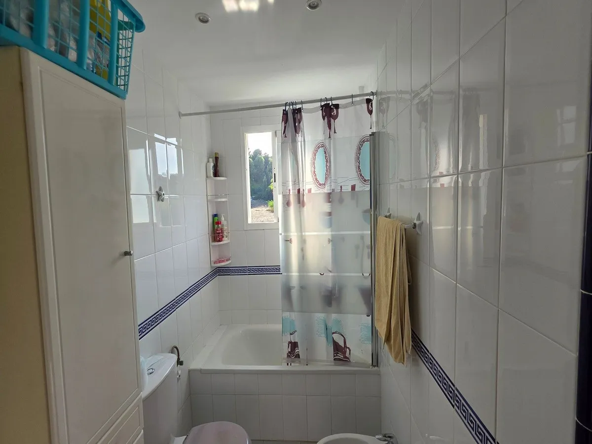 46a4d675-fe7b-4d1e-a9d2-4c8a2d677640