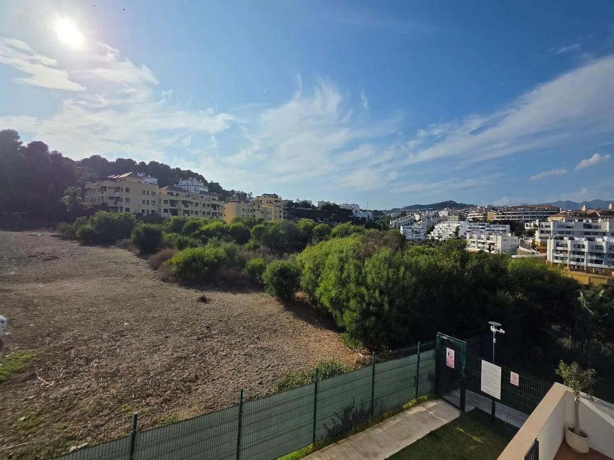 e3194ae8-8850-4fa1-92e9-985f2695bc5c