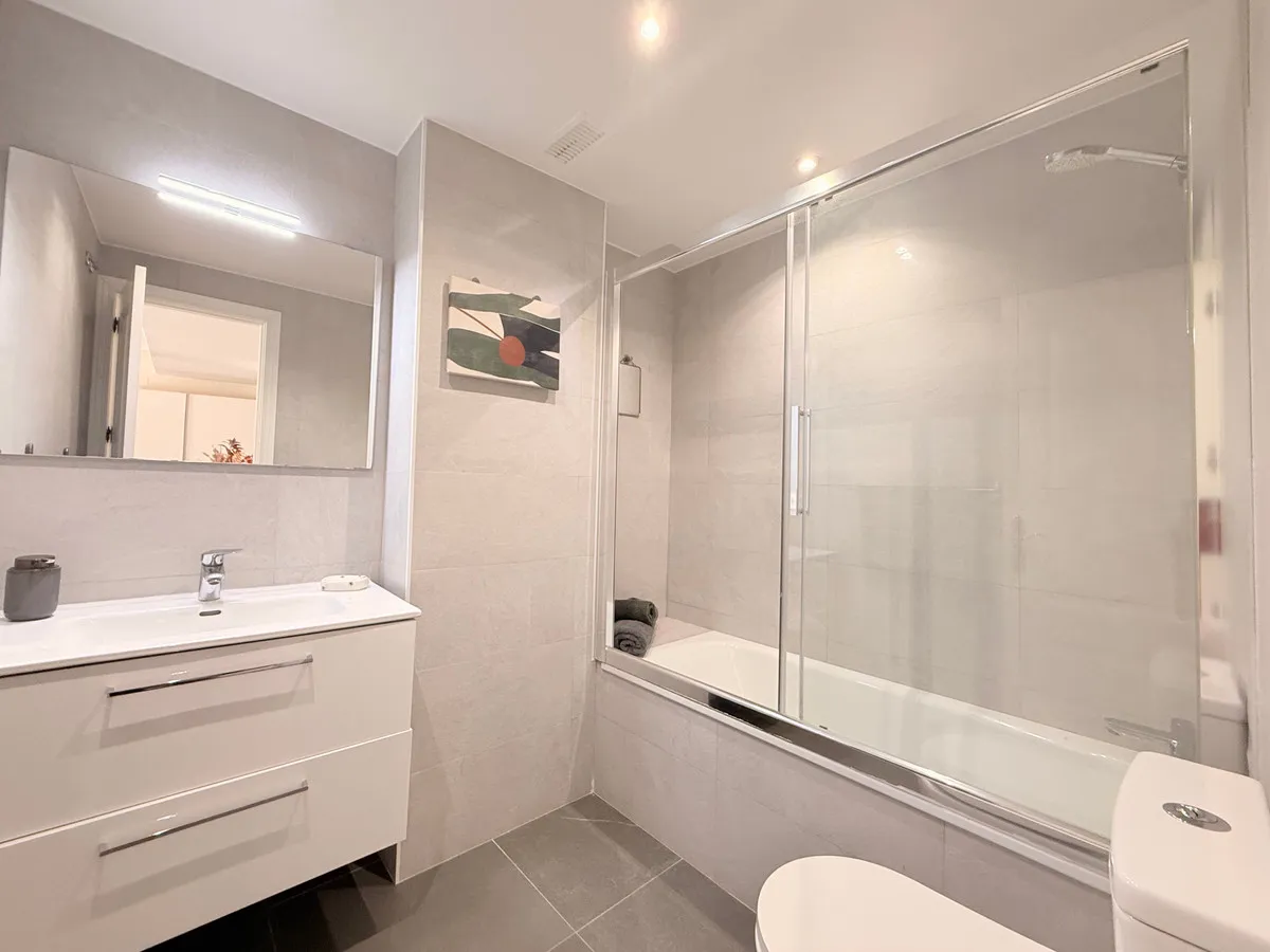 d044352b-bc2a-4276-87b8-57bcfa805360