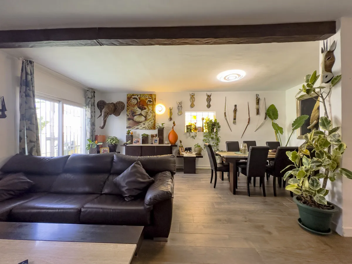 a06e64e8-8840-4822-aa64-549c5b0b149c