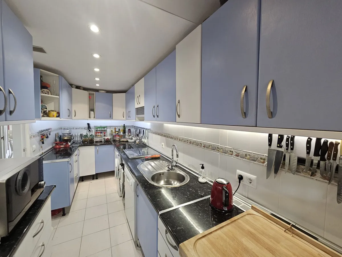 b4166ce5-f967-4dd0-af07-9c671c878baa