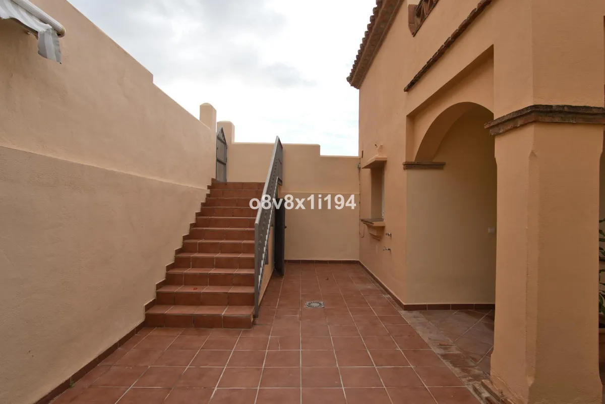 64b8770f-7b2a-4048-b6f0-83d0c40cd792