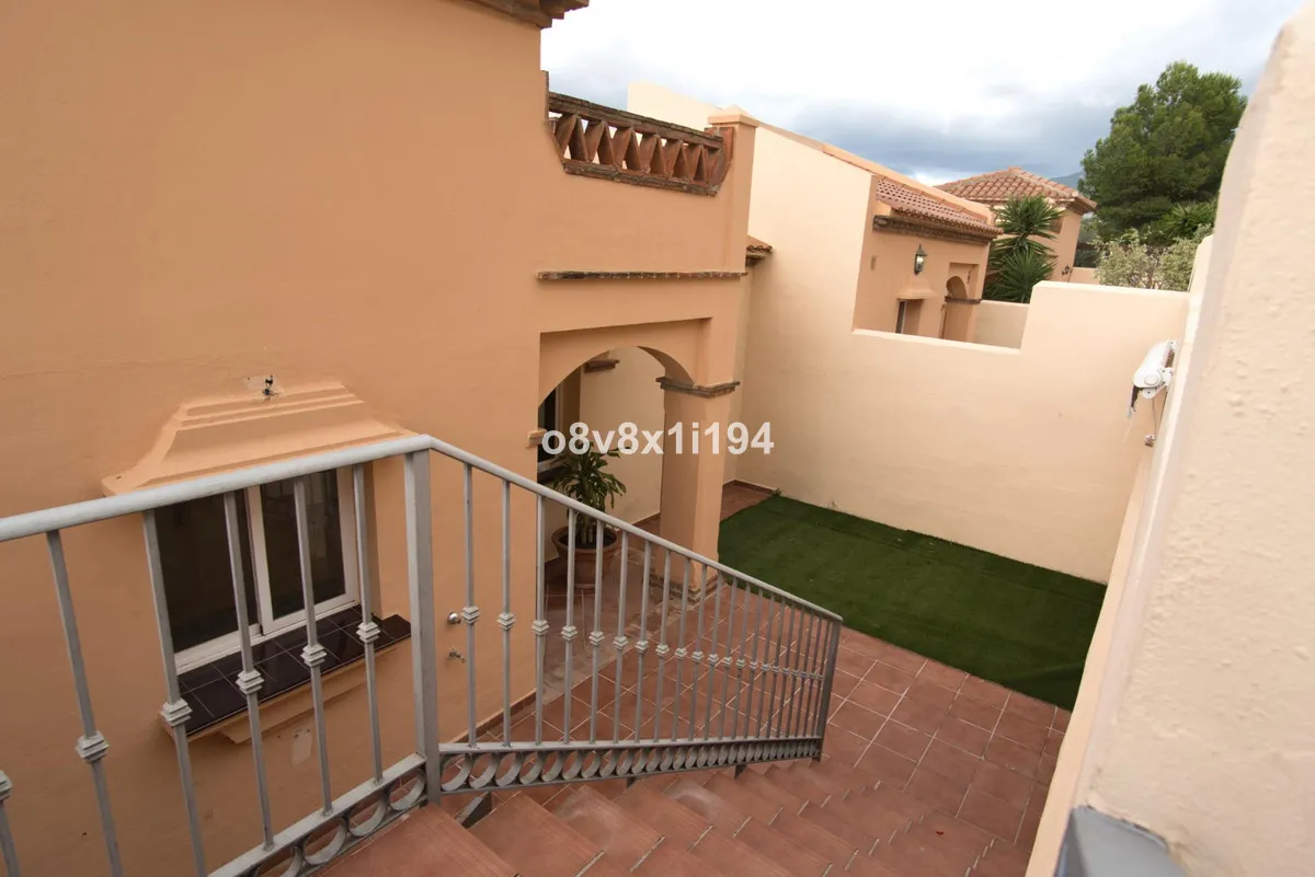 e3e02517-fb70-471d-b750-246f4b724b59