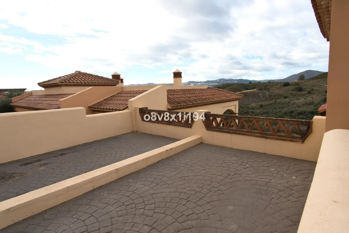 f48fc51b-34cb-48a5-a808-e1675716e21f