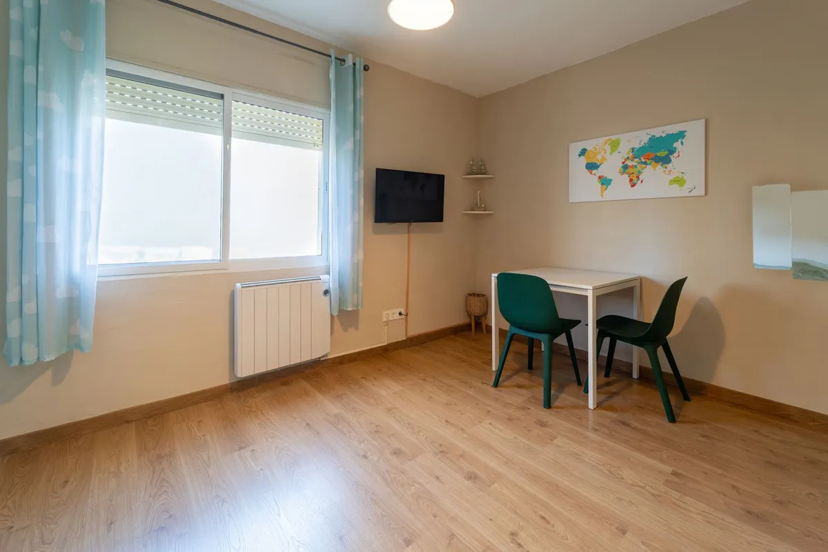 92c72df2-8517-4042-8948-1d972444d349