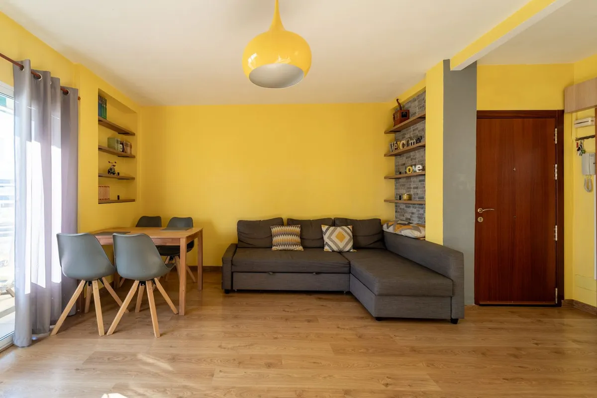 c23b741a-60bd-4737-a612-4c6f628f604f