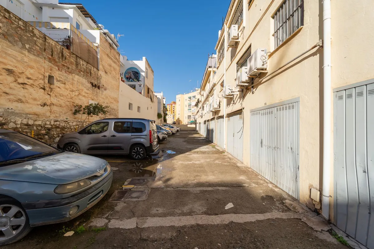 fad5cbf3-18e9-479e-bfff-7cf7477ce860