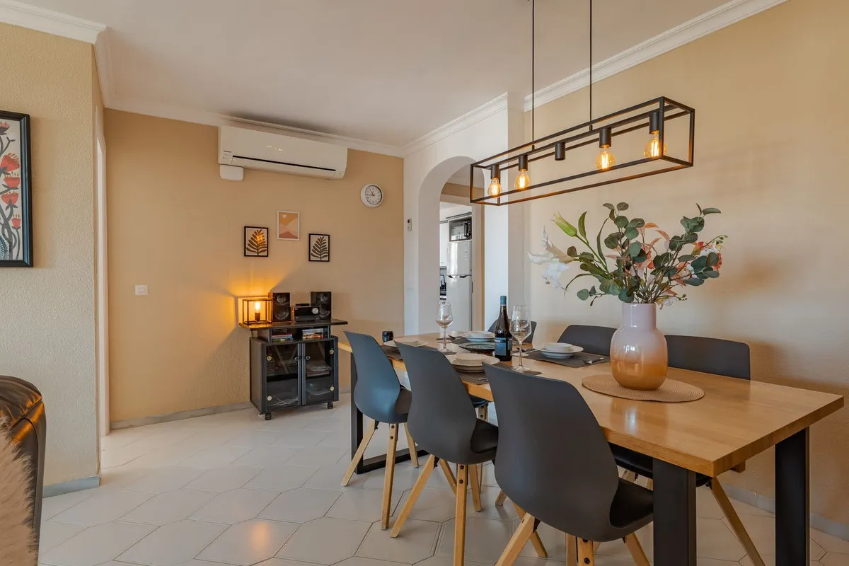 2cd5dcaf-960b-404f-a09b-2eca4c0d9560