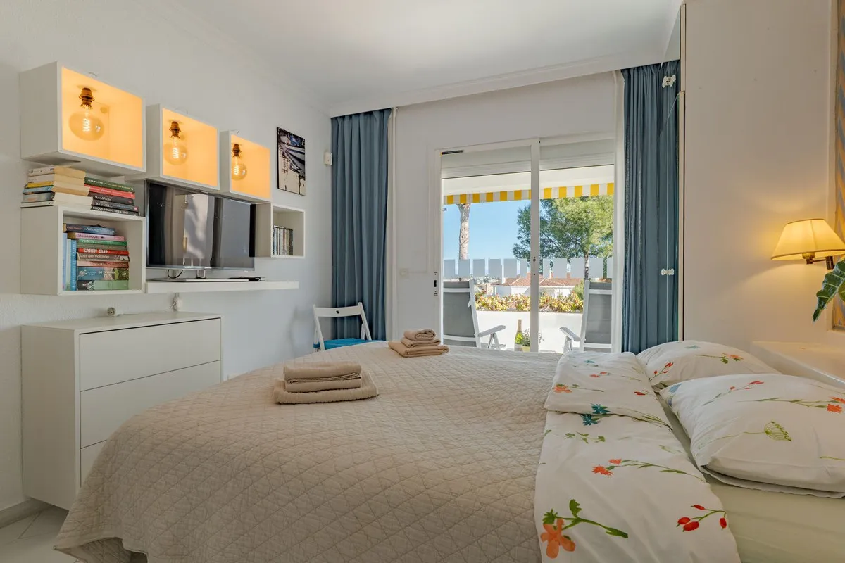 8e4027a4-e741-49b7-af95-e627818a9c4b