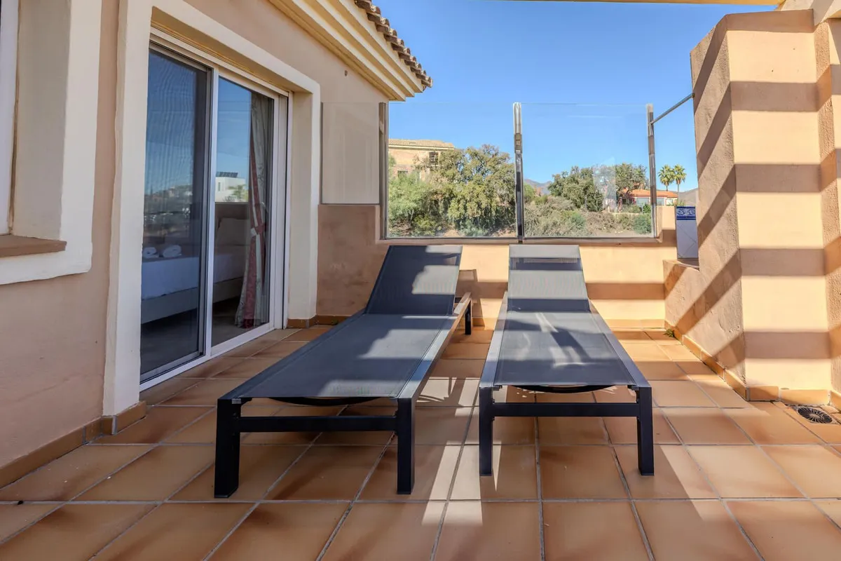 98b34975-4c87-48b6-825a-3dc92af0446a