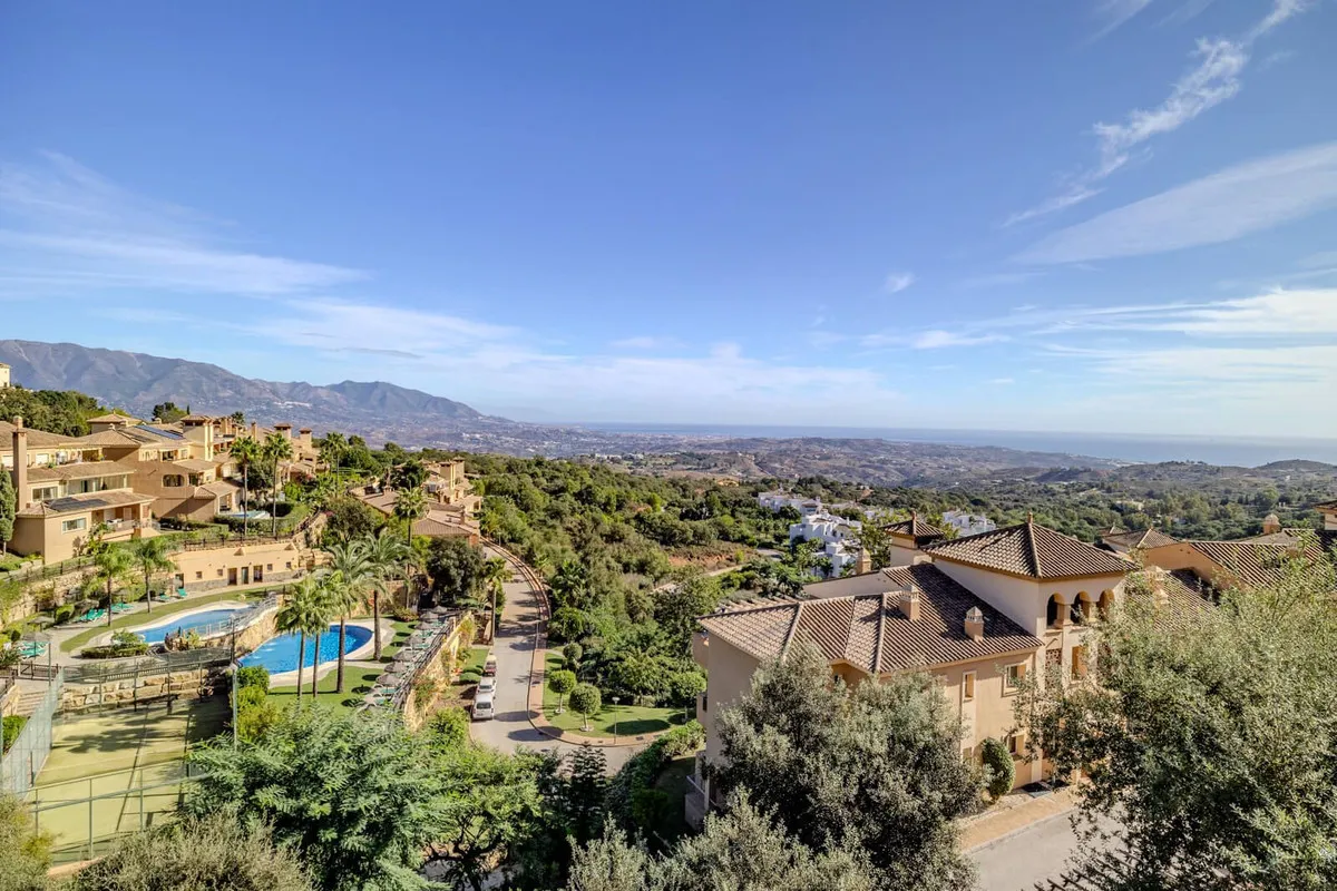 aeefec8d-03e9-43d7-82cd-f717a03af1e5