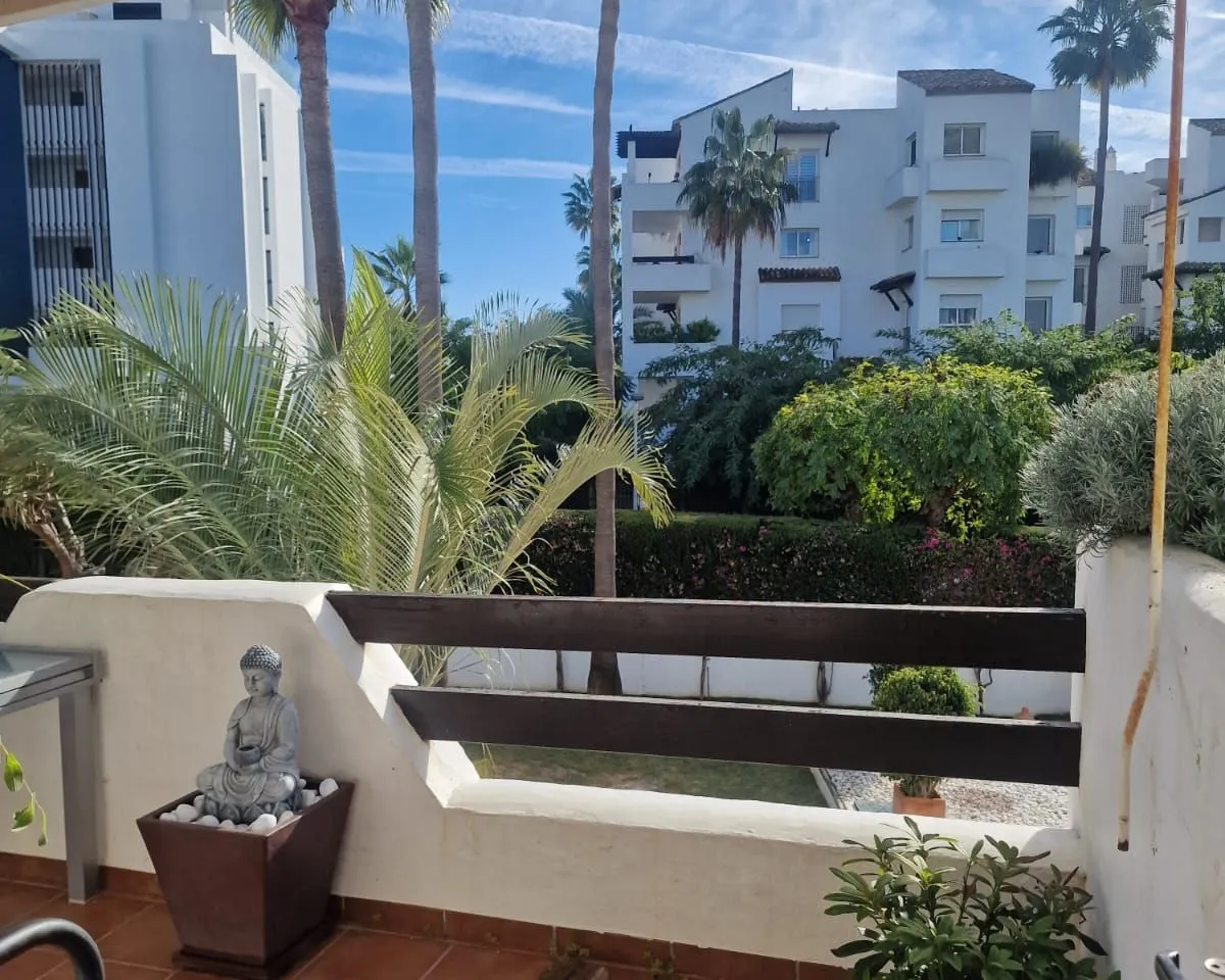 d4581c3e-e09c-4d77-804b-956e3e821a73