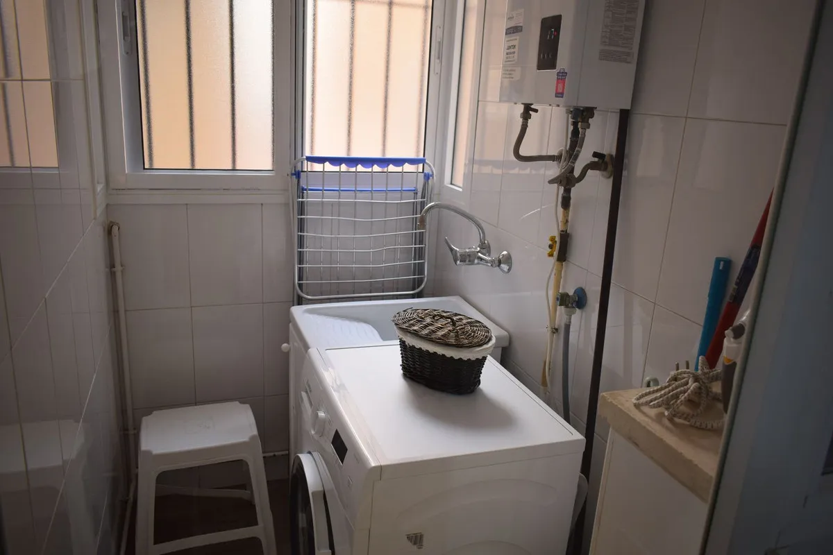 204c8558-dc34-48b5-bb92-53400129868f