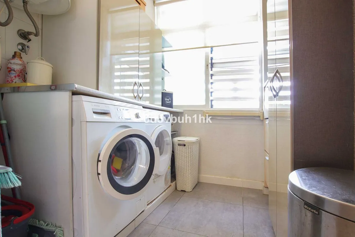 4dab334e-09ee-49a7-ba6b-cc5bfb0a2150