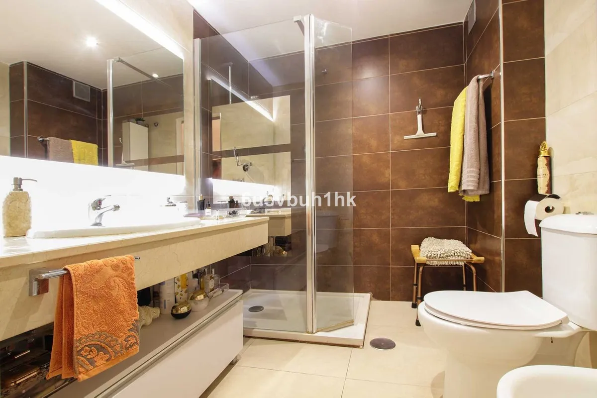 d9ffdedc-d0d3-4fbc-b019-9af482b07c61