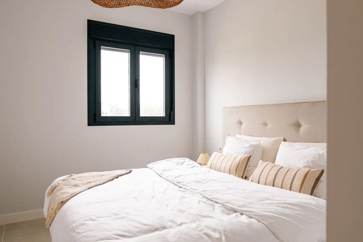 0a7570bd-5e2e-402c-a2c7-684c9f4d9abe