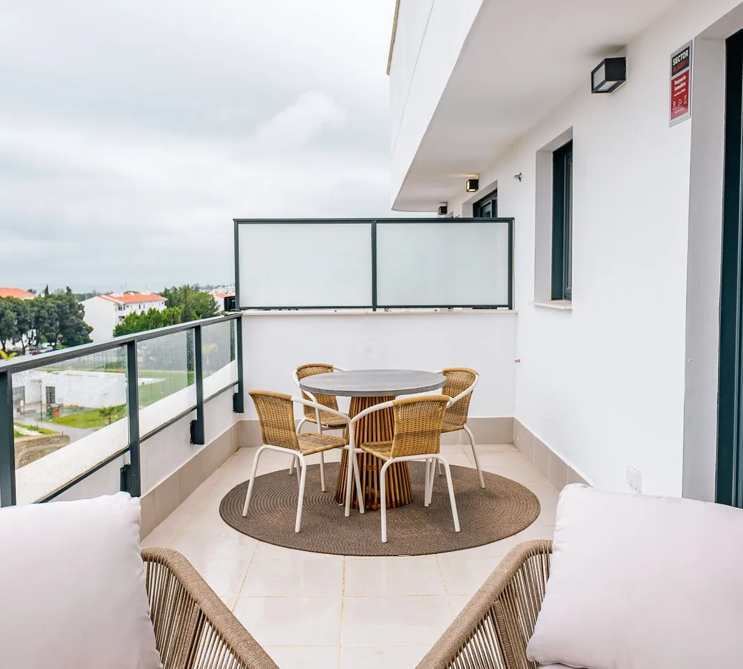 74b9ec72-4087-4193-ad79-ce12efc75e40