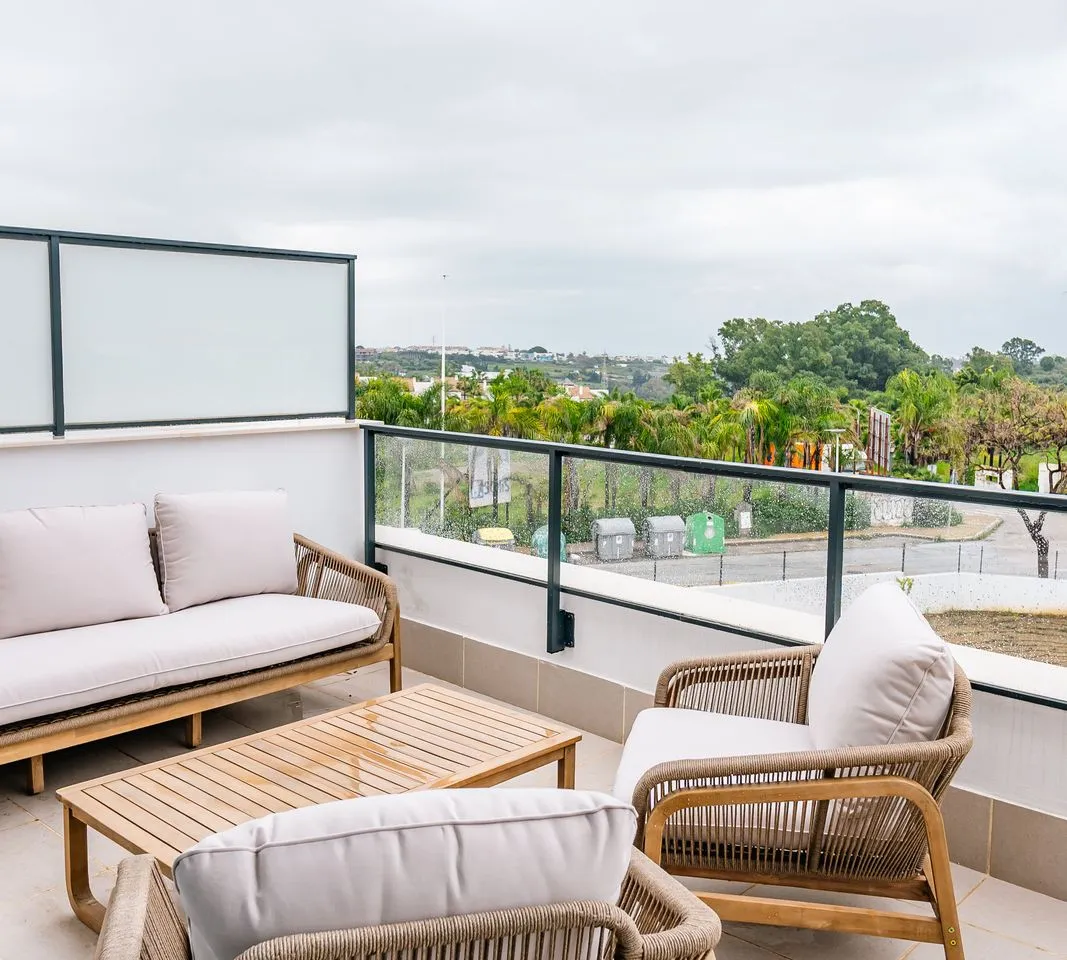 ca5d2ab6-5804-4c4e-9233-5b555ae57009