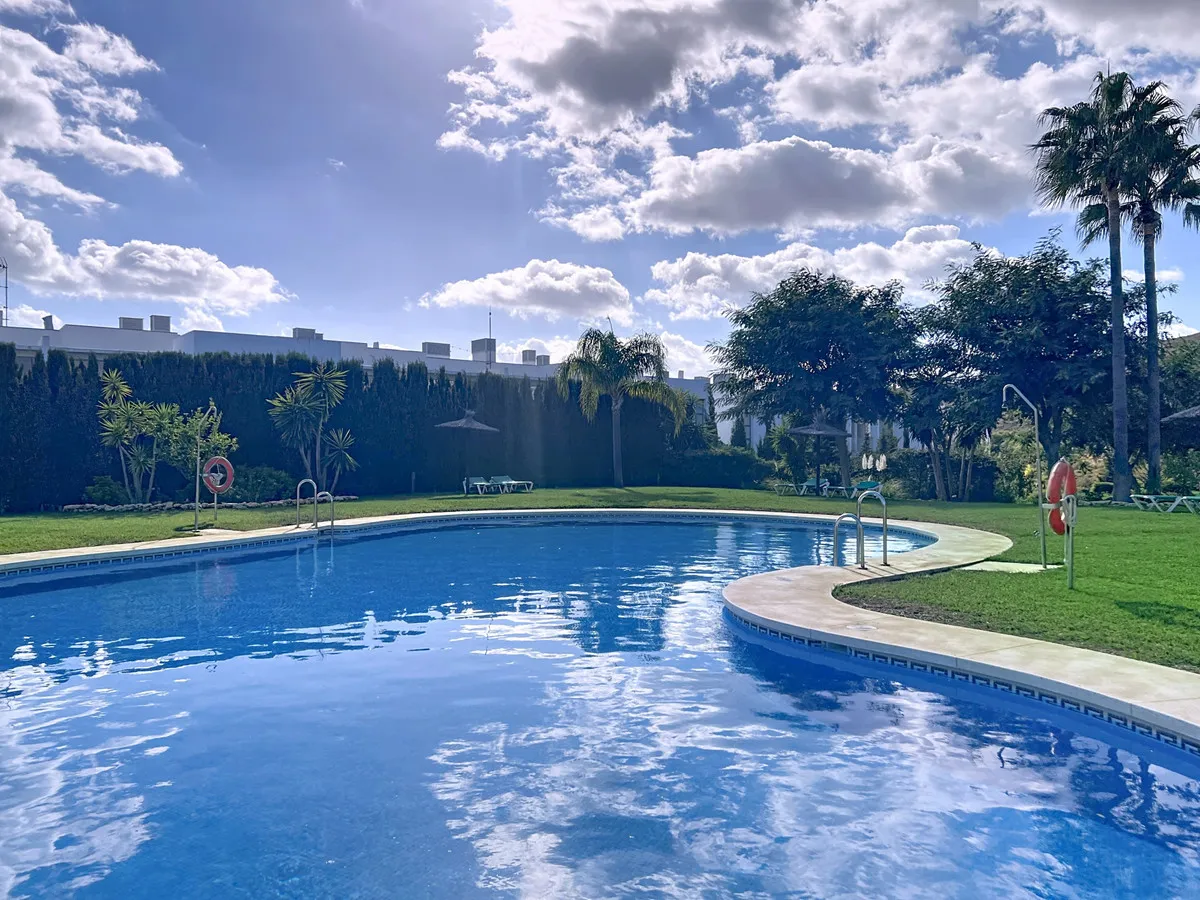 b9a23853-5070-4acd-b58e-d5325f465bc1