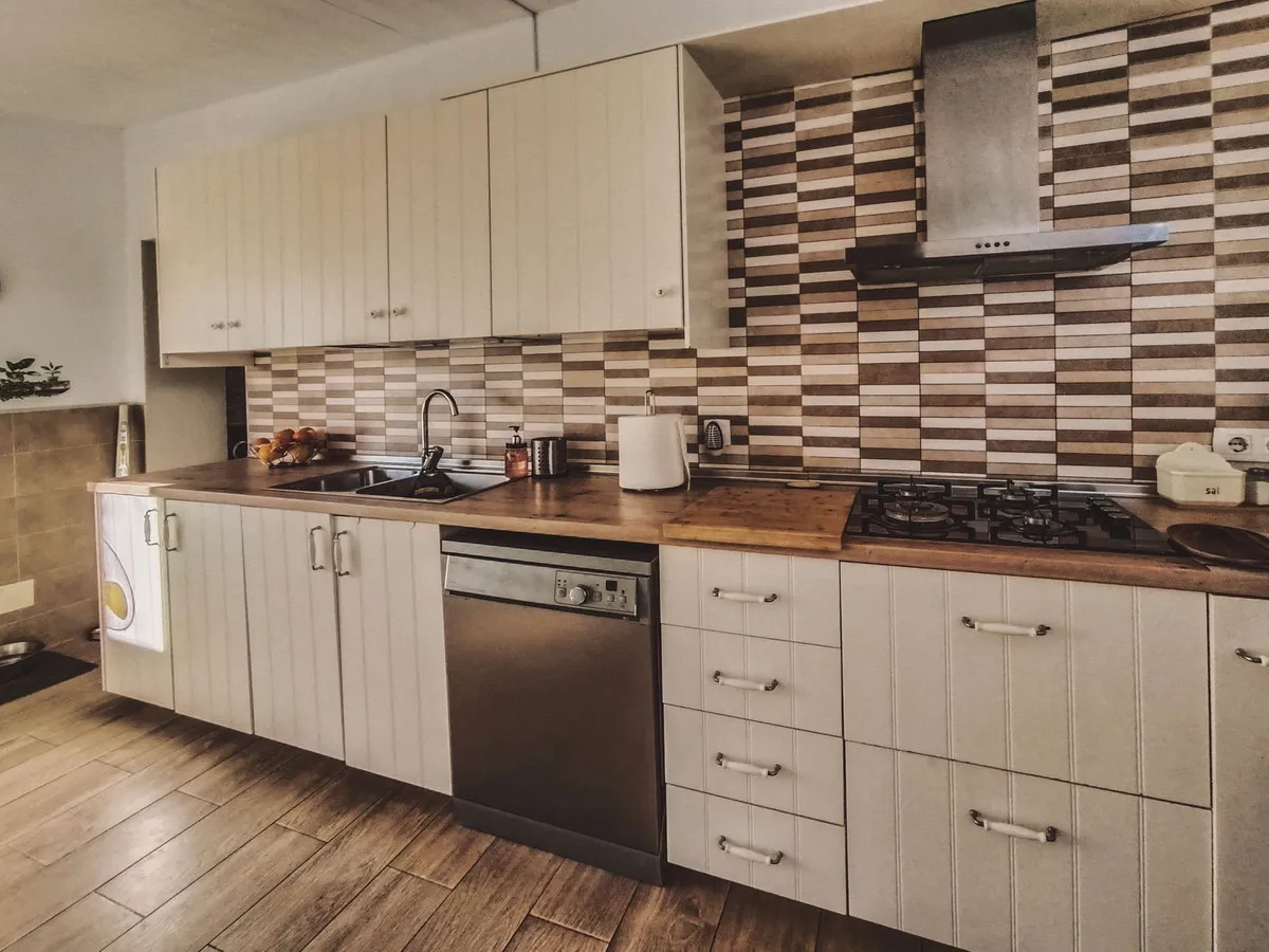 535812b9-18b0-4db9-bc89-6831c6faff7e