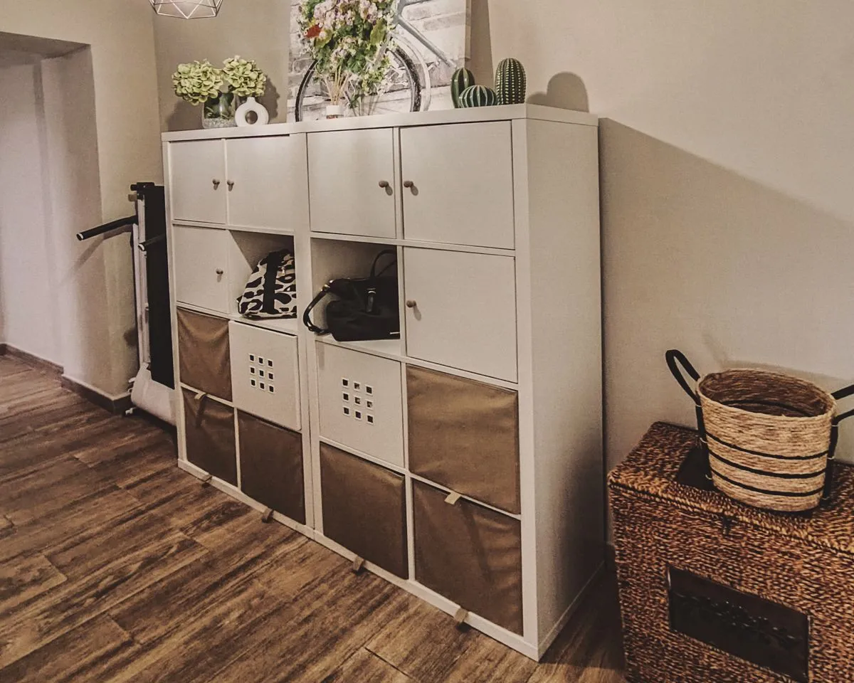 e22ec541-2a33-4e74-8584-0312d68c4e5e