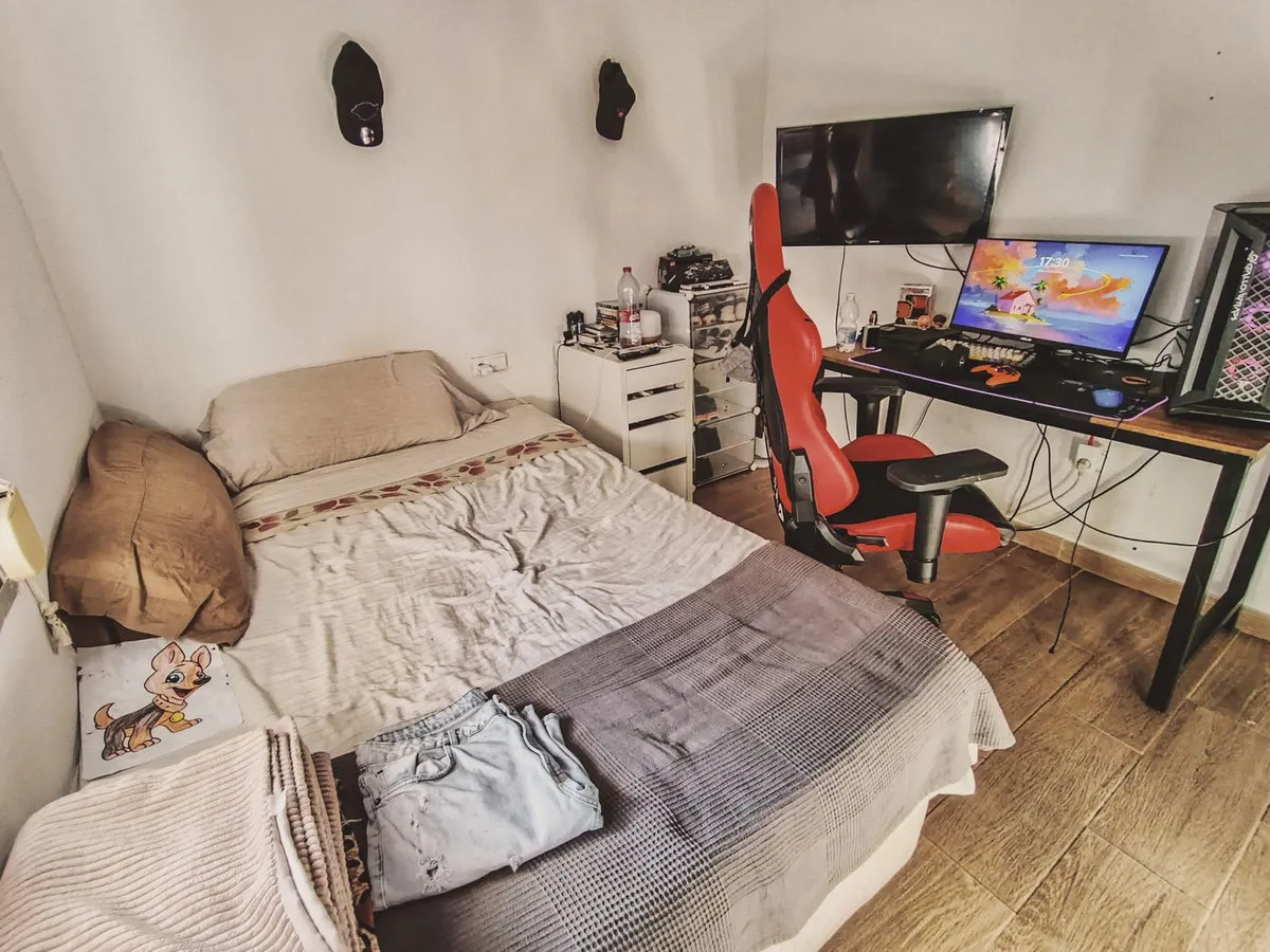 f931bc48-2a61-4d92-b169-8e4261018ab2