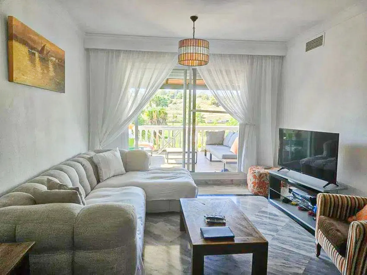 ae525040-9bc0-46b2-b9a3-214450870892