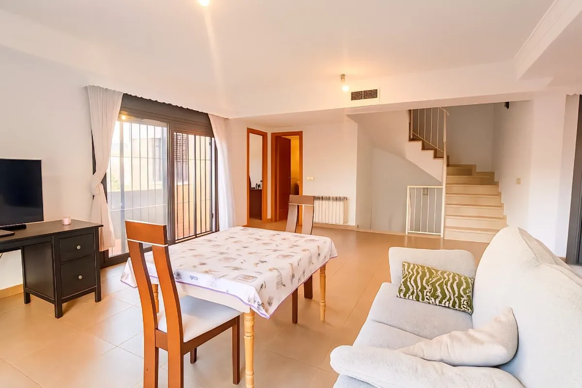 73957766-b867-4a6d-aec5-232f9204da4c