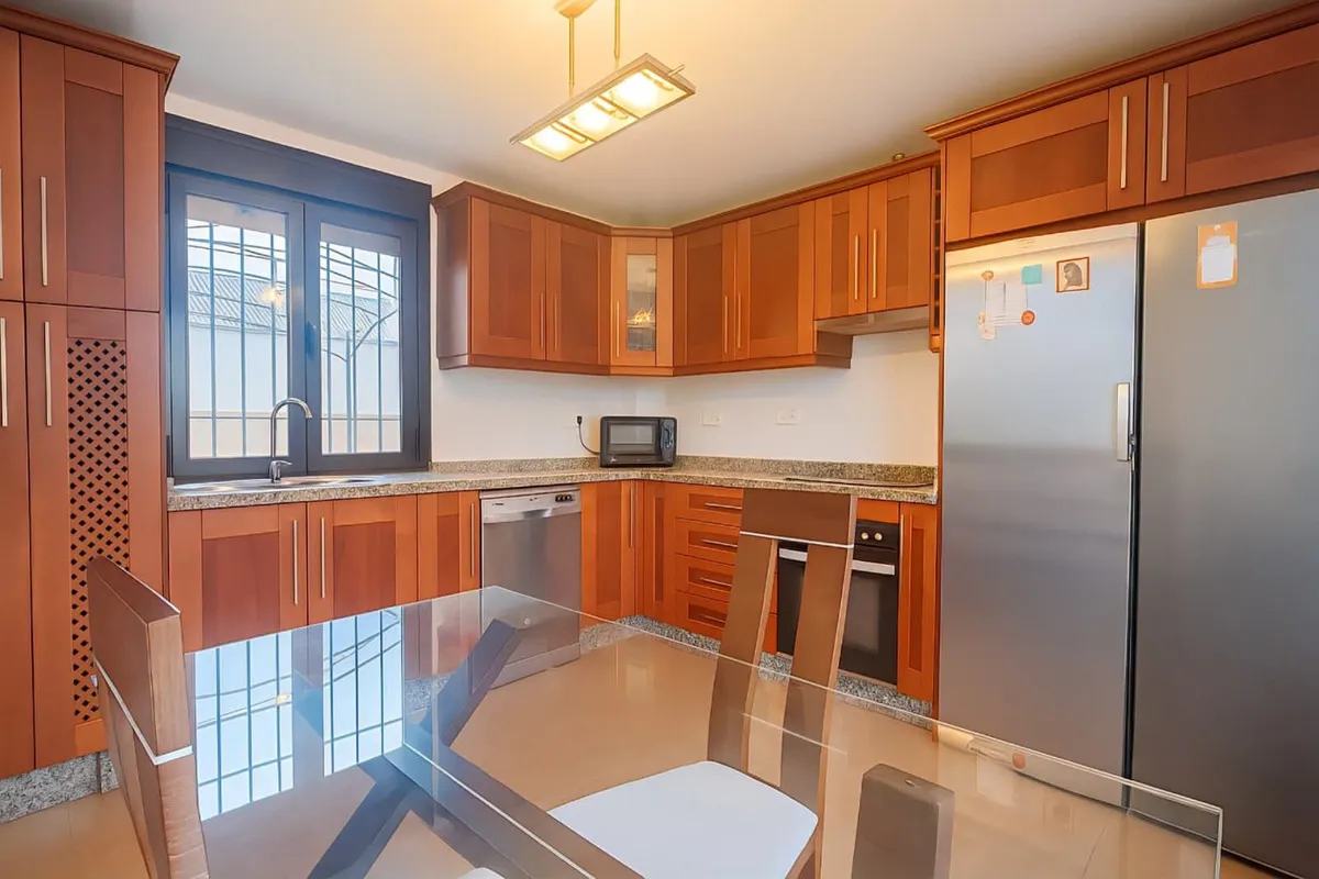 83ede190-5dd2-4938-bcf6-1ac7233bee64