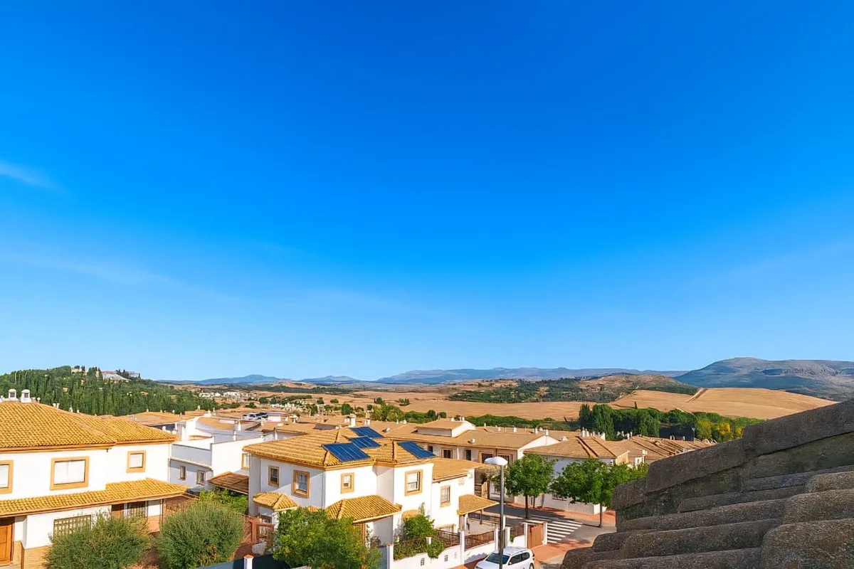 a8088492-3f1b-4fbe-a1d9-8d7fb0651577