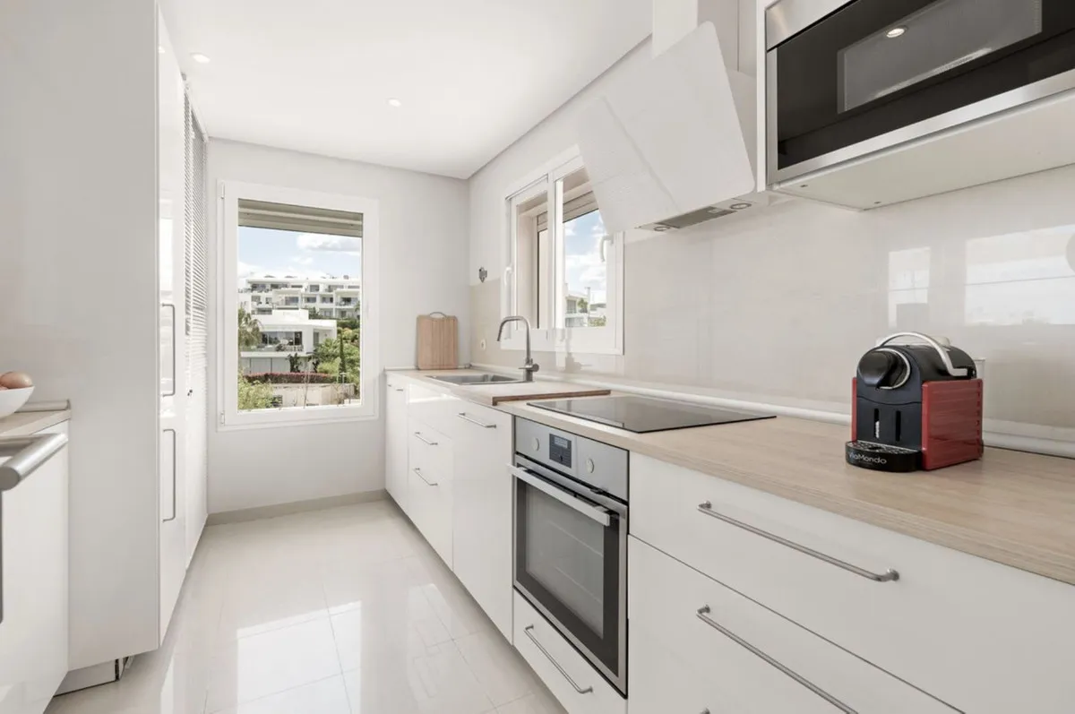 66c25cd9-966a-46c7-9471-a688f617a9d3