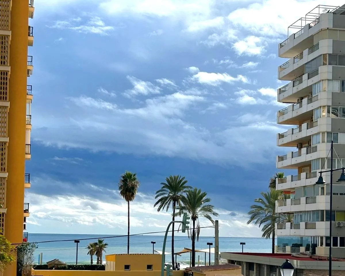 e5125ba6-0eac-4d04-8b35-15dab23c2964