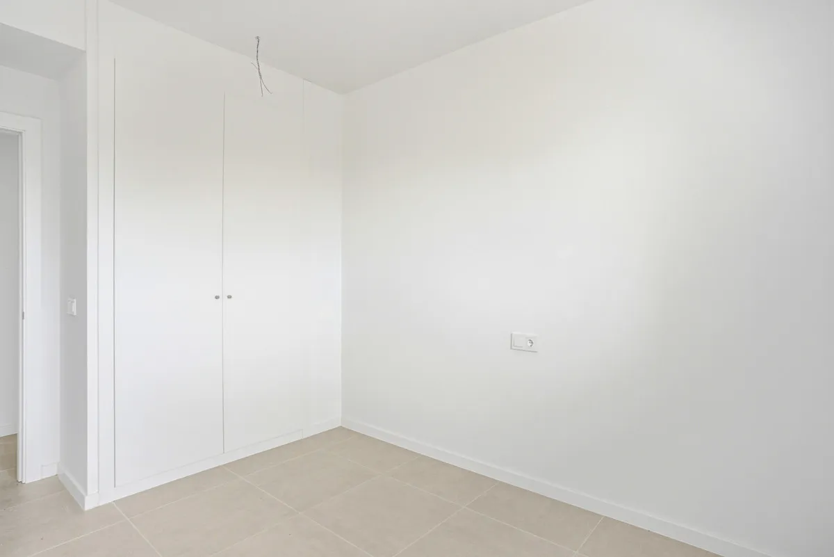 2126d54b-c014-41c1-95f4-34b7919a7ce4