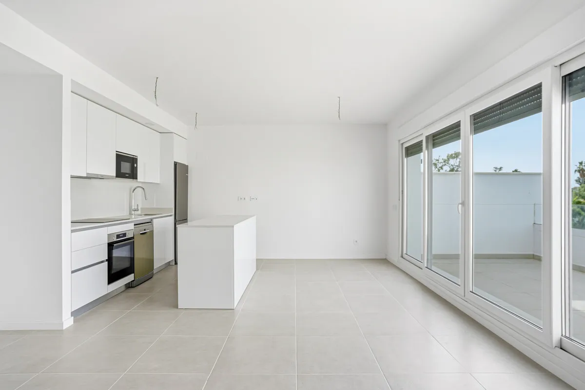 814e0c54-a973-478c-843d-0519fb764668