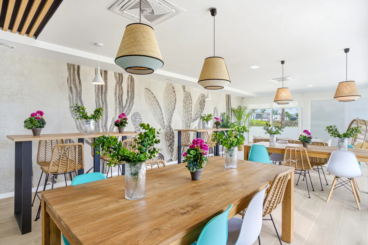 c097f06f-44c3-4262-adce-bc9c431075f6