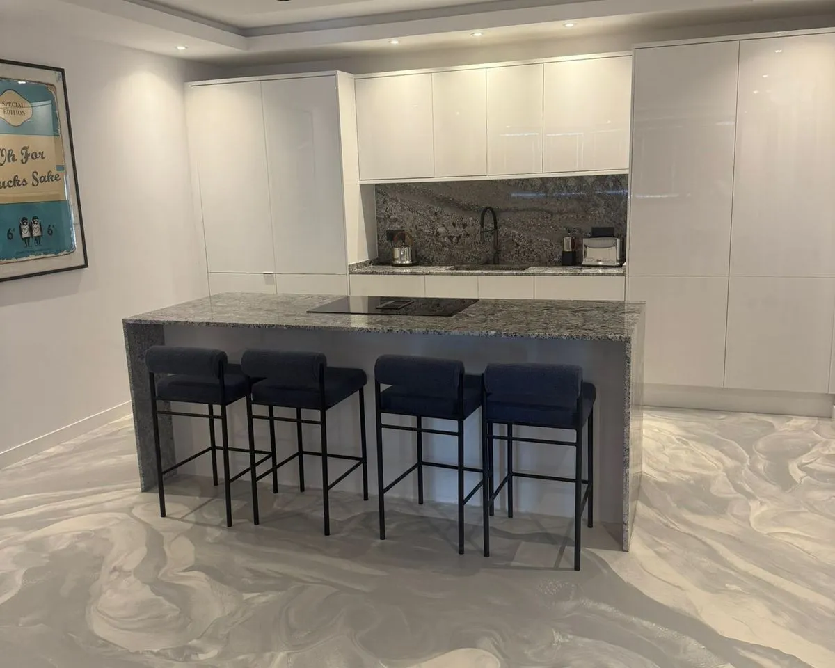 1221ea74-476d-463e-8842-6058c6f25028