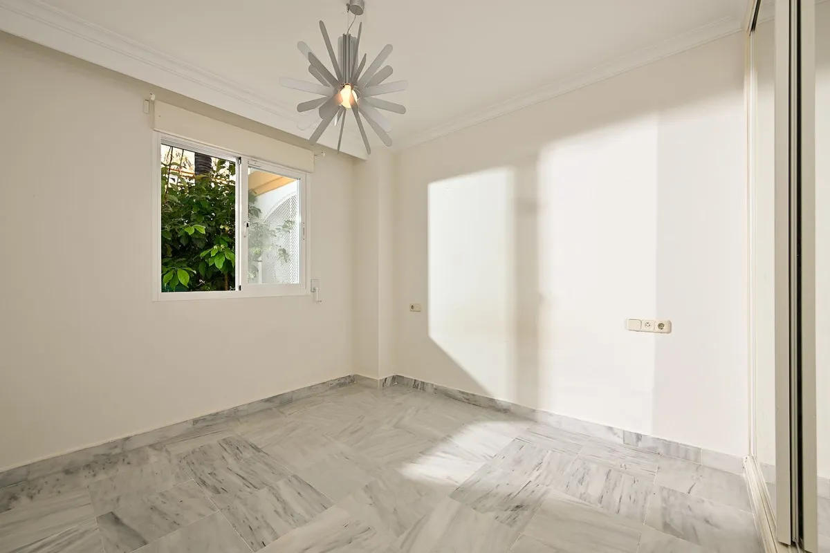 3292c01e-1e35-4de9-a165-92827eb71102