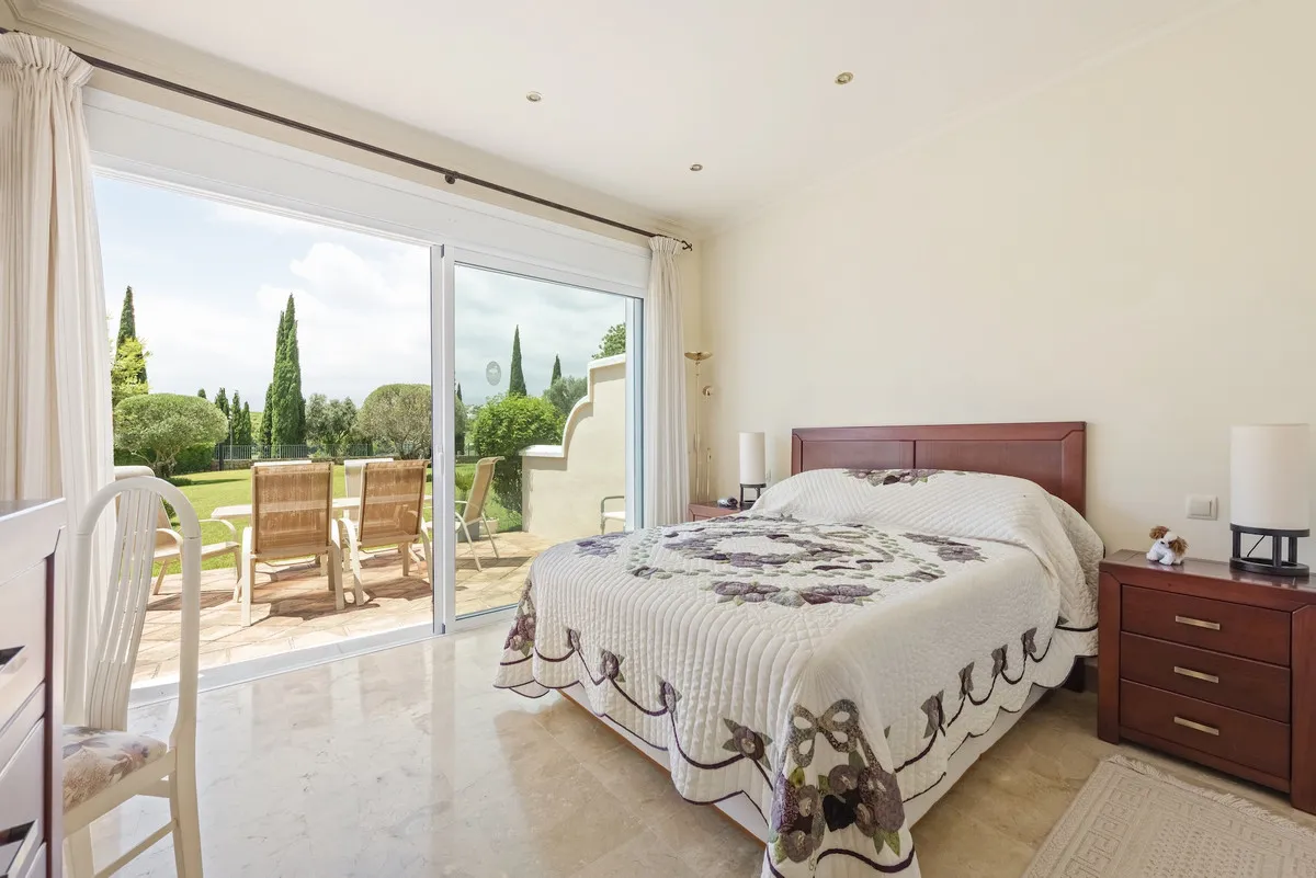 878f26d7-177b-4189-afd5-a073e0a0c78f