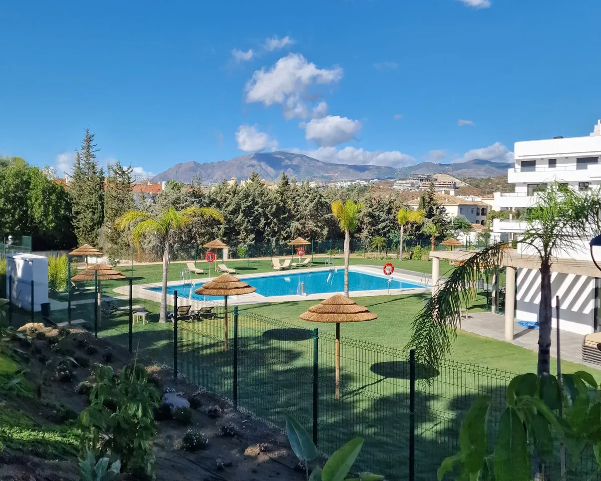 bfeef251-c4b6-4431-90db-0156a9f97230