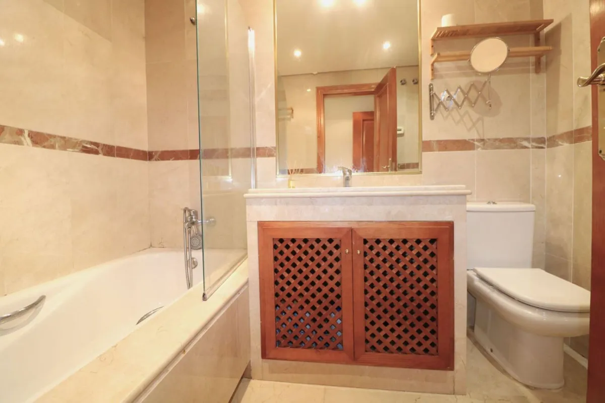 20e24b72-be52-4838-b53e-60854176318c