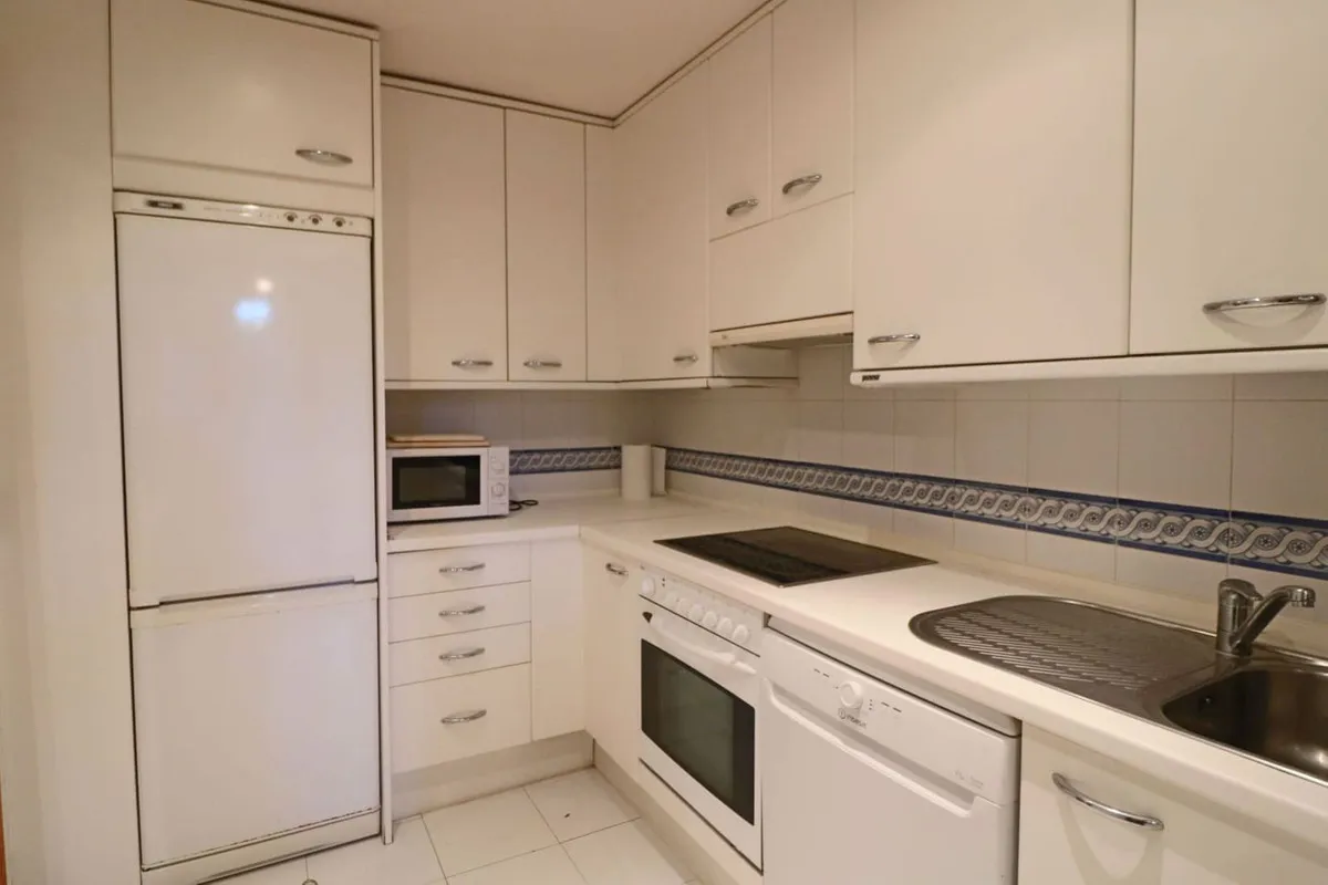 37527d74-7313-42f6-b851-9edad5440c26