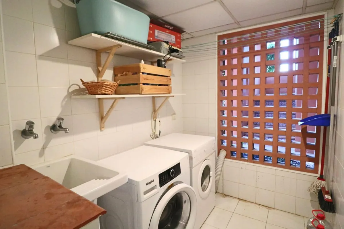 5a8363af-dd31-48b2-8052-dff6efb80950