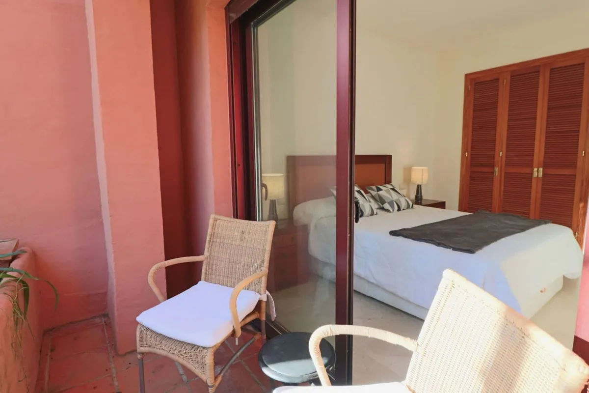 77dd44b8-e484-4936-85e4-b3c33edfd3df